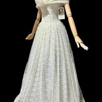 Jessica McClintock 1980s vintage wedding dress, white lace gown with organza off the shoulder wrap