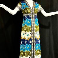 Roger Milot for Fred Perlberg, 1970s vintage Batik Maxi dress, Mod Hawaiian Abstract floral dress