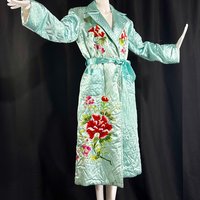 1940s vintage housecoat, blue quilted embroidered roses floral dressing gown