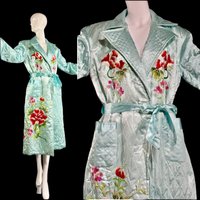 1940s vintage housecoat quilted embroidered dressing gown