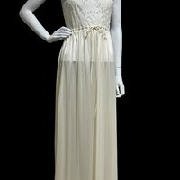 VANITY FAIR vintage 1960s Nightgown Peignoir set, white night gown and robe