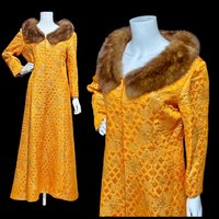 MALOUF PERFECT NEGLIGEE vintage evening dressing gown, orange gold metallic brocade shift dressing gown robe