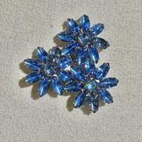 1950s vintage flower brooch pin, blue rhinestone jelly belly large flower trio for lapel hat or scarf