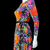 MARVELLA SCREEN PRINT 1970s vintage maxi dress, Bold floral psychedelic flower power jersey knit gown