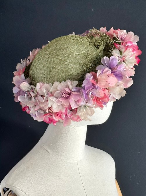 SCHIAPARELLI vintage 1960s flower hat, Designer green net open top floral wreath hat, Pink White Purple Green Midsommar summer flower crown