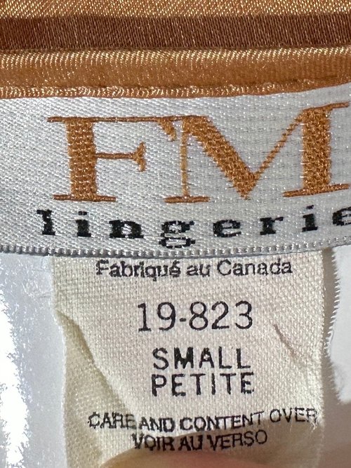 FM LINGERIE Canada, 1980s vintage sheath night gown and peignoir set