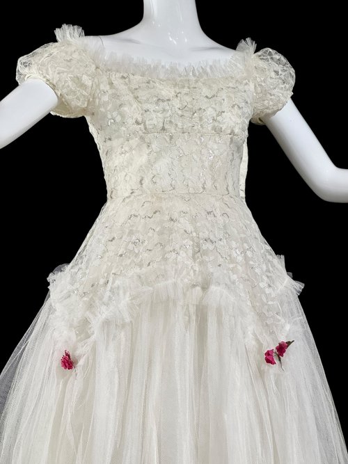 1950s vintage prom dress, frothy white tea length tulle gown