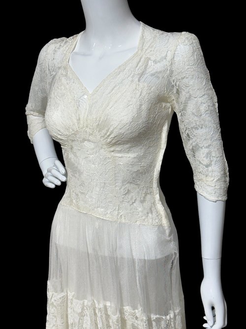 1940s vintage wedding dress, Snowy white tulle and lace sheath gown, full length Old Hollywood gown