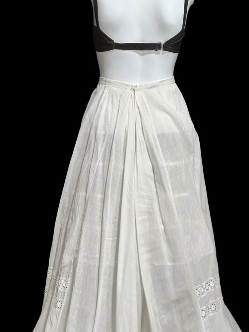 Victorian 1900s cotton maxi skirt, THE MARQUISE sheer cotton lace, hippie boho prairie summer lawn skirt, train