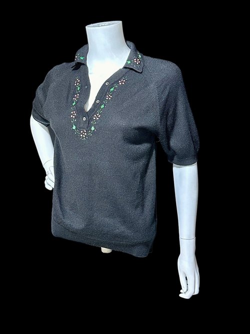 MARIE LOUISE ROMA, 1970s vintage sweater, black embroidered flowers henley front pullover top
