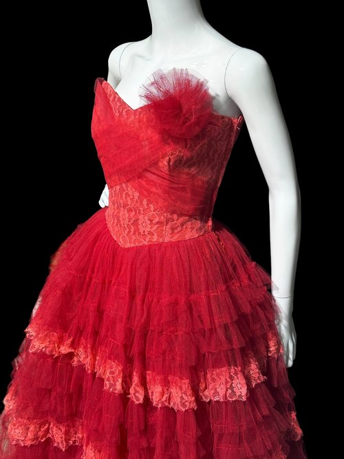 1950s vintage prom dress, Lipstick Red tulle cupcake evening gown