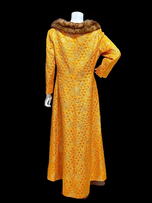 MALOUF PERFECT NEGLIGEE vintage evening dressing gown, orange gold metallic brocade shift dressing gown robe