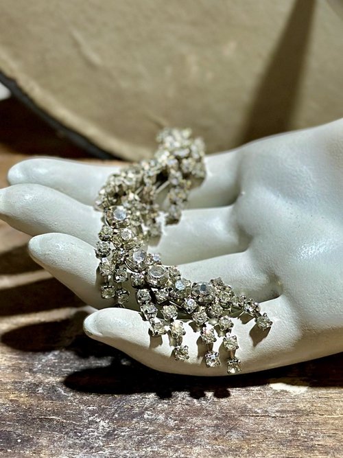 1950s vintage earrings, climber rhinestone clip earrings, clip-on prong set wedding bridal earrings