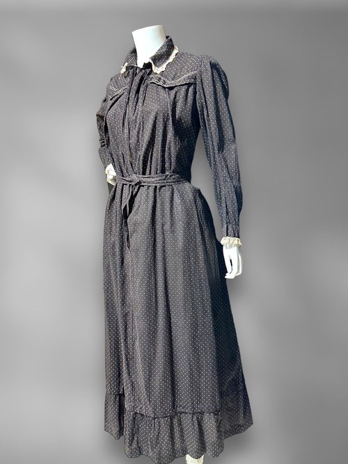 BIBERMAN'S MADE Antique Chore Work Dress, 1800s Black and White dot cotton Prairie day dress, 36 bust