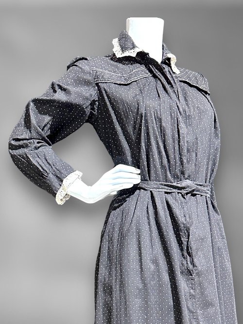 BIBERMAN'S MADE Antique Chore Work Dress, 1800s Black and White dot cotton Prairie day dress, 36 bust