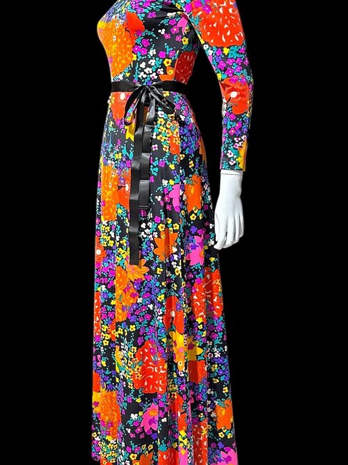 MARVELLA SCREEN PRINT 1970s vintage maxi dress, Bold floral psychedelic flower power jersey knit gown