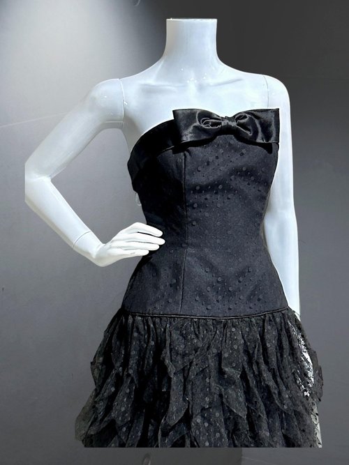 AJ BARI for SAKS 1980s vintage prom dress, Black strapless cocktail dress