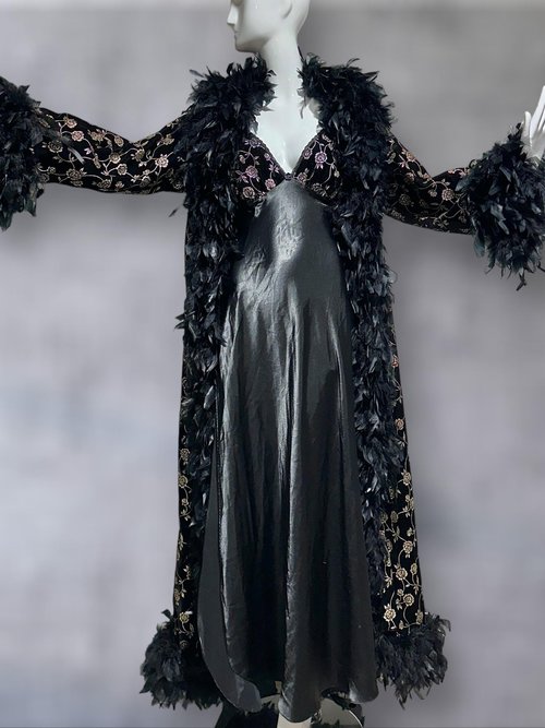 FREDERICK'S of HOLLYWOOD vintage Peignoir nightgown robe set, Black velvet gold roses and FEATHERS