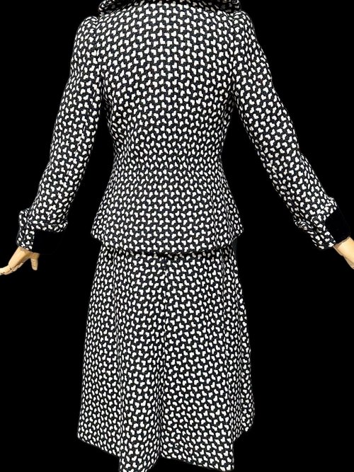 ARNOLD SCAASI COUTURE vintage suit, 1970s jacket skirt set, business suit, Black white houndstooth