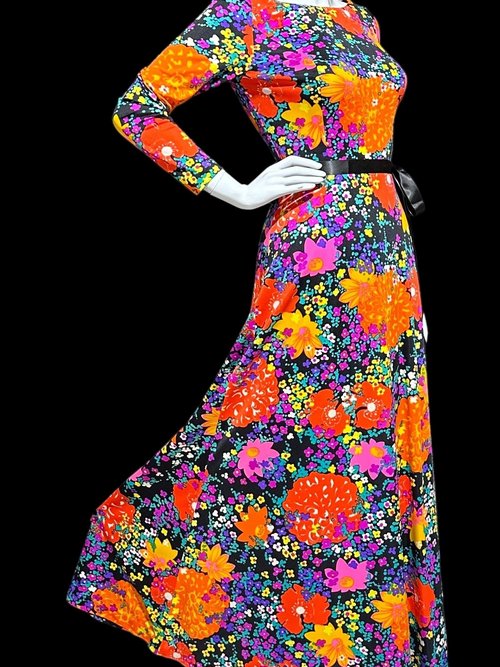 MARVELLA SCREEN PRINT 1970s vintage maxi dress, Bold floral psychedelic flower power jersey knit gown