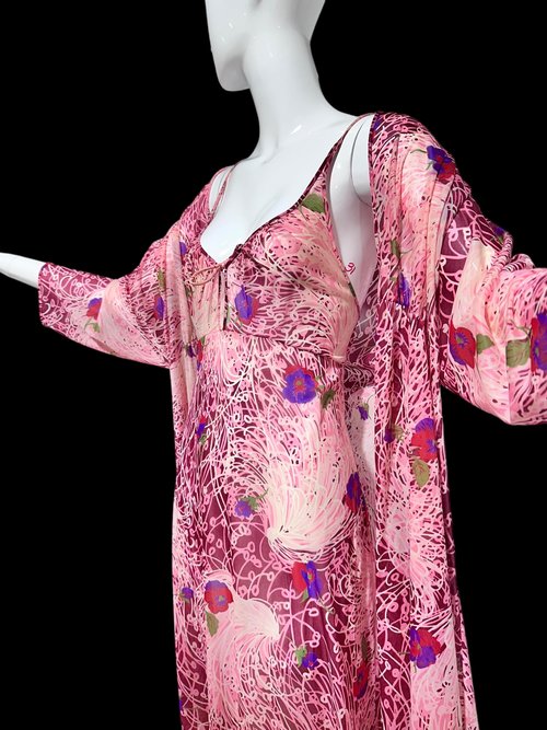 VANITY FAIR vintage nightgown robe set, 1970s Lingerie Pink floral slip dress, night gown and robe, medium