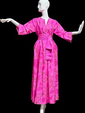 JIM THOMPSON vintage 1960s Thai Silk Caftan dress, GUMP'S SAN FRANCISCO Hot Pink silk Hippie Boho Kaftan Dress