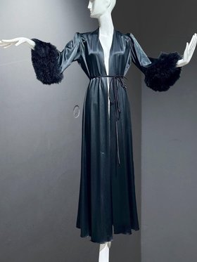 LUCIE ANN vintage dressing gown, Inky black marabou feather wrap peignoir, lounging hostess dress housecoat
