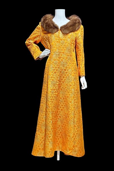 MALOUF PERFECT NEGLIGEE vintage evening dressing gown, orange gold metallic brocade shift dressing gown robe, front zip mink fur trim, 40 bust