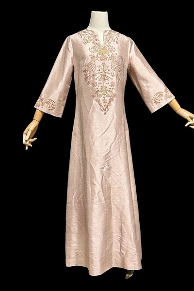 STAR OF SIAM, vintage caftan dress, Bangkok Silk Co, Maxi Kaftan party dress, Rosy Pink Dusty Mauve embroidered evening dress, 36 bust