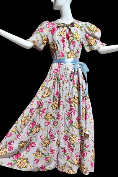 1940s vintage waffled cotton floral day dress, blue pink yellow green tulips and hydrangeas